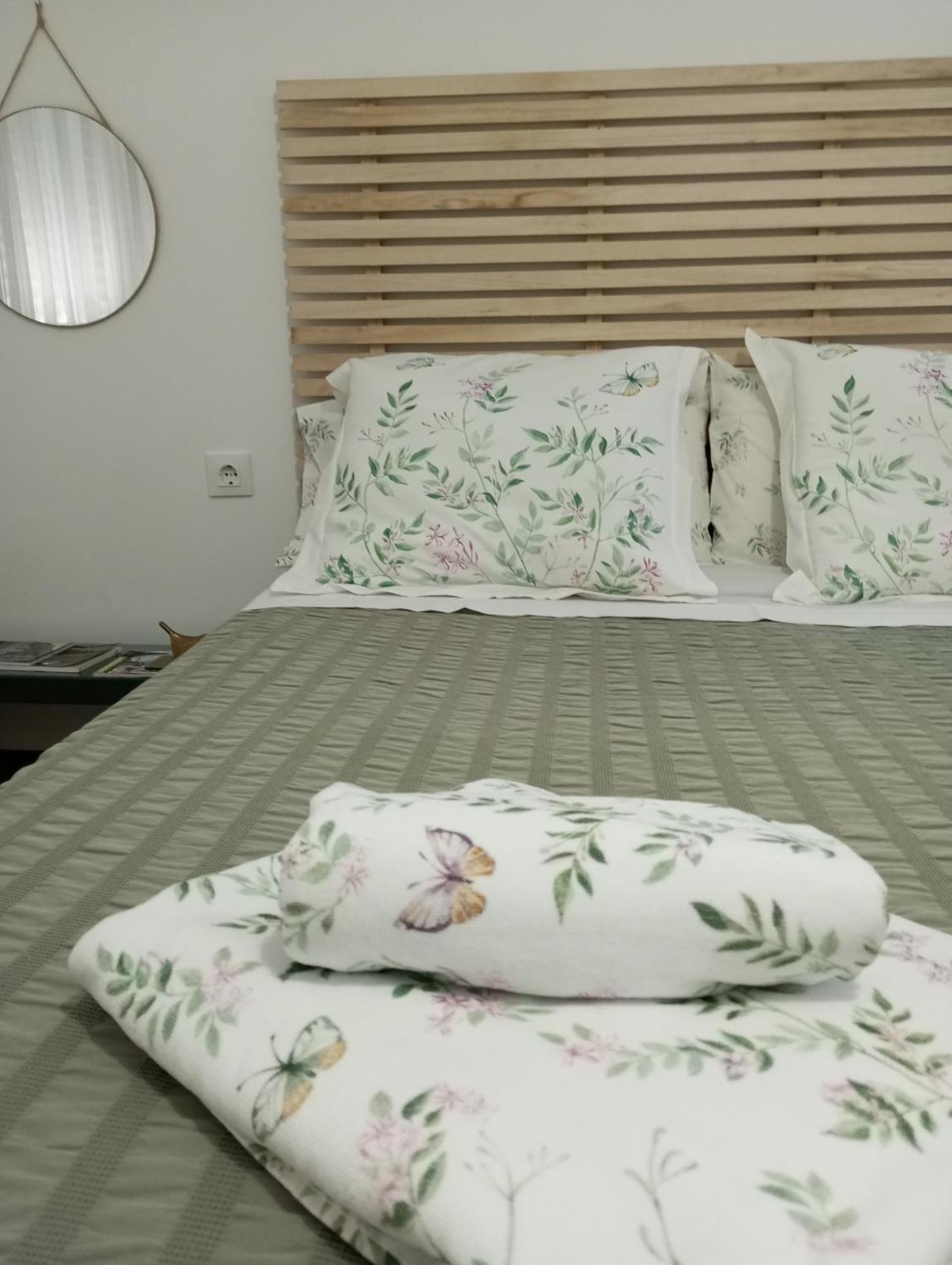 אספרטינס Apartamento Turistico Damajuana Parking Free מראה חיצוני תמונה