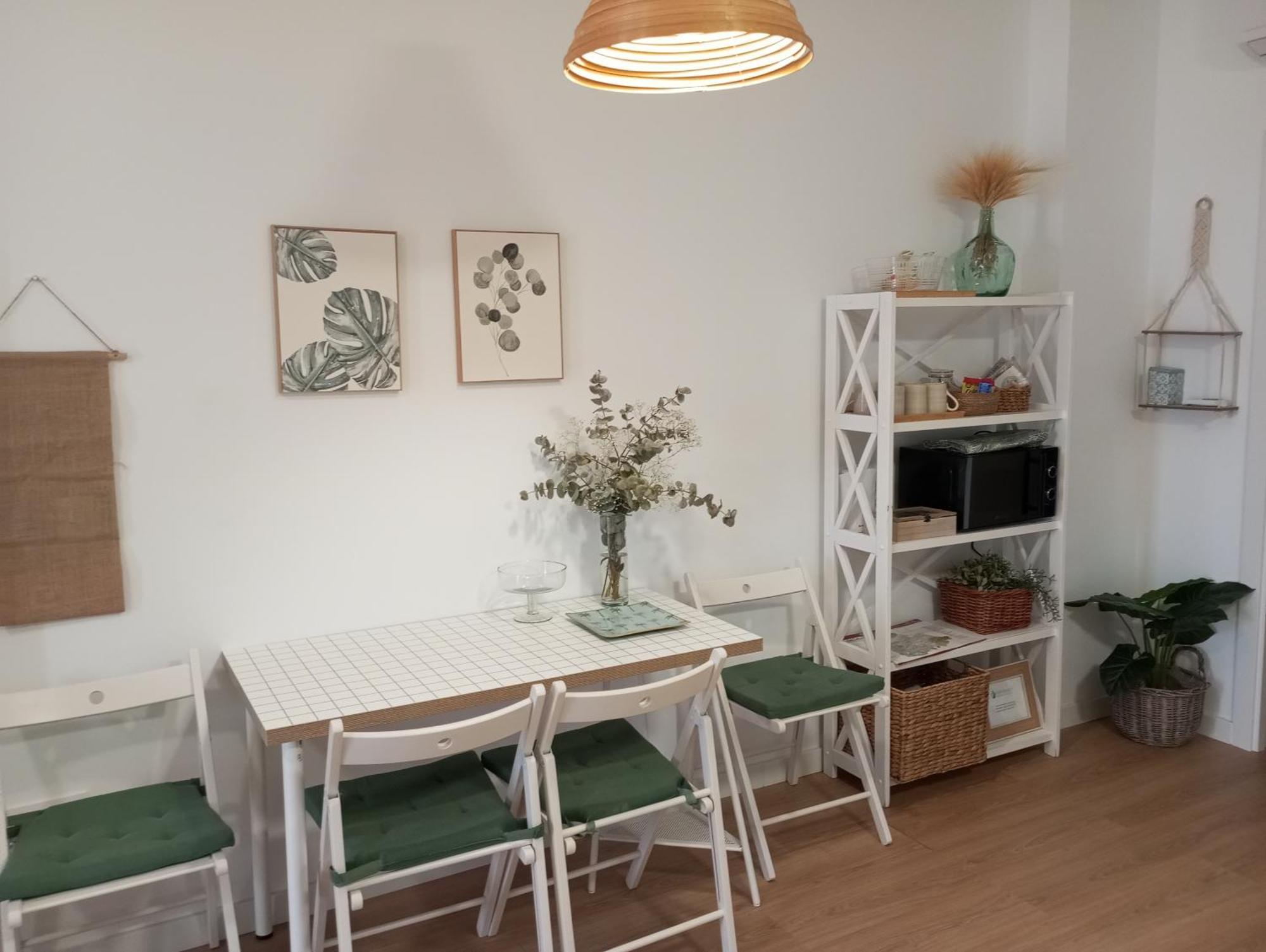 אספרטינס Apartamento Turistico Damajuana Parking Free מראה חיצוני תמונה
